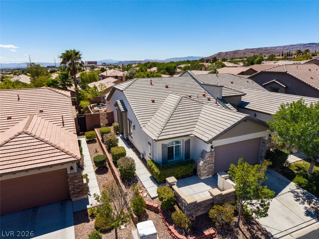 11253 Piper Peak Lane, Las Vegas, NV 89138 — exterior