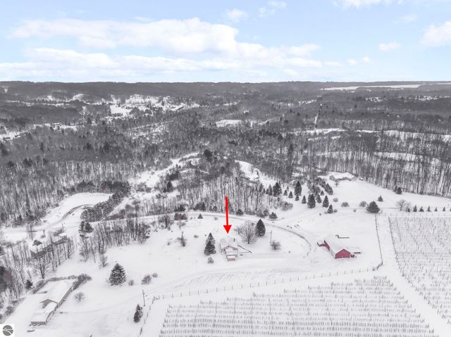 10890 S Watkoski Road, Traverse City, MI 49684