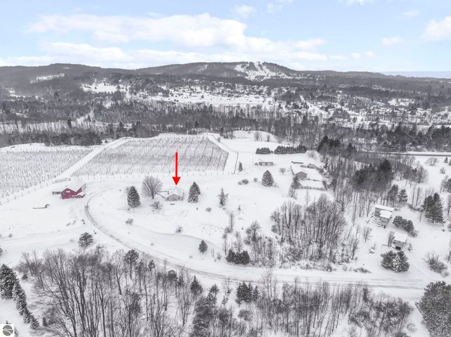 10890 S Watkoski Road, Traverse City, MI 49684