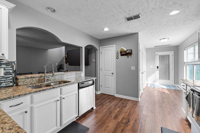 1613 Sprucedale Dr, Antioch, TN 37013