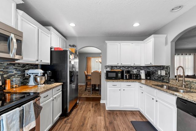 1613 Sprucedale Dr, Antioch, TN 37013