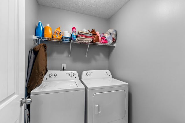 1613 Sprucedale Dr, Antioch, TN 37013