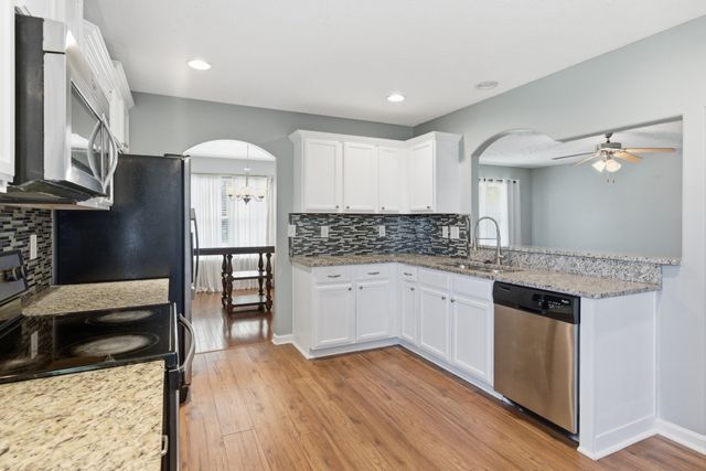 1613 Sprucedale Dr, Antioch, TN 37013