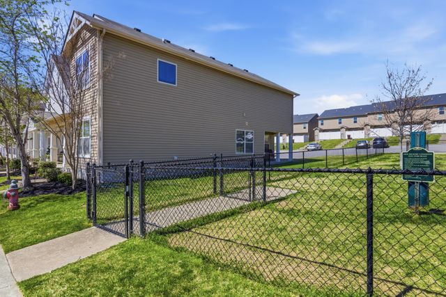 1613 Sprucedale Dr, Antioch, TN 37013