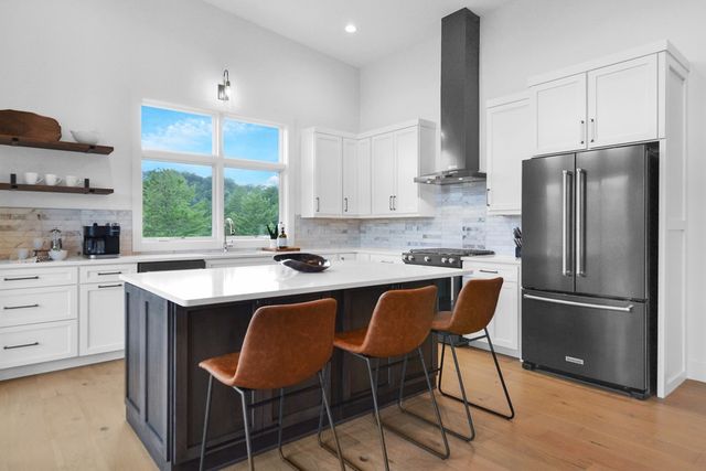 45 Eagle Watch Court, Blue Ridge, GA 30513