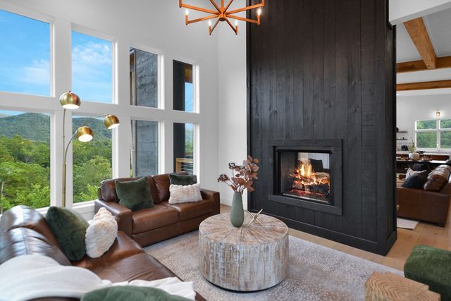 45 Eagle Watch Court, Blue Ridge, GA 30513