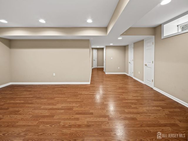 167 Raymound Boulevard, Parsippany-troy Hills, NJ 07054