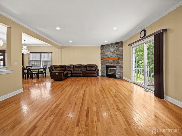167 Raymound Boulevard, Parsippany-troy Hills, NJ 07054
