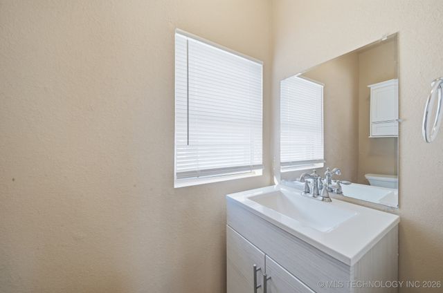 918 S Birch Place, Broken Arrow, OK 74012