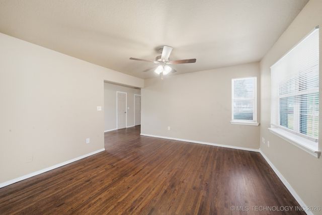 918 S Birch Place, Broken Arrow, OK 74012