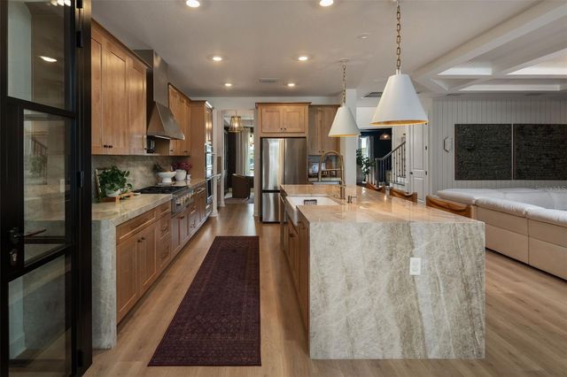 9161 RADIANT CIRCLE, Sarasota, FL 34241