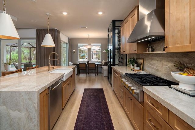 9161 RADIANT CIRCLE, Sarasota, FL 34241