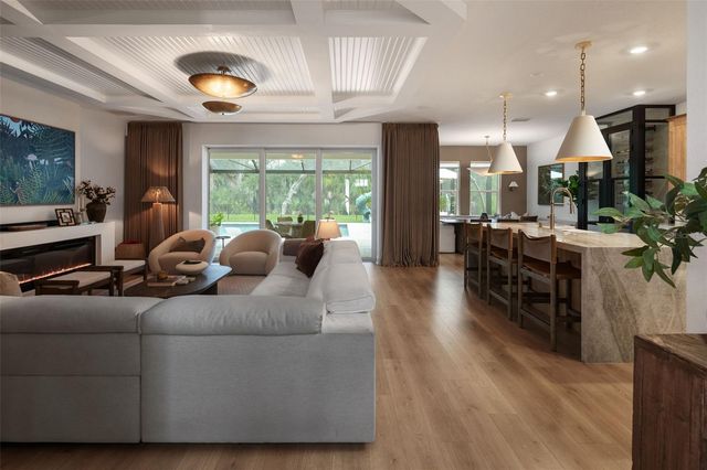 9161 RADIANT CIRCLE, Sarasota, FL 34241