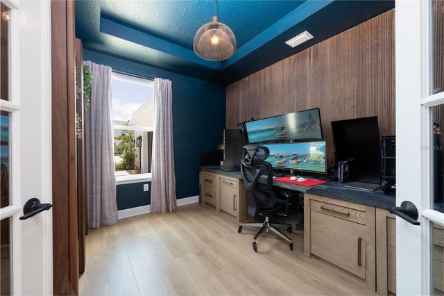 9161 RADIANT CIRCLE, Sarasota, FL 34241