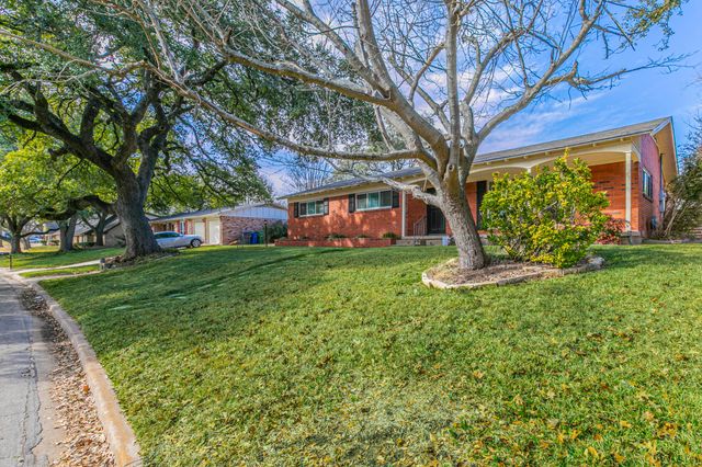 5729 Westlawn Drive, Waco, TX 76710