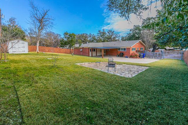 5729 Westlawn Drive, Waco, TX 76710