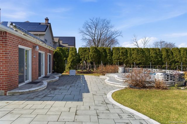 137 Burr Road, East Northport, NY 11731