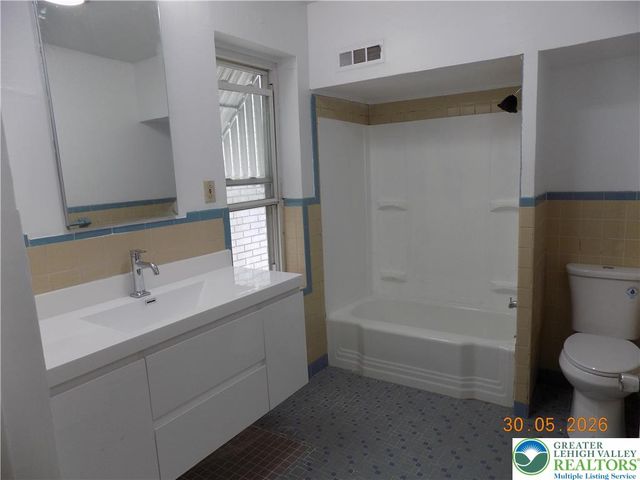 47 West Goepp Street, Bethlehem City, PA 18018