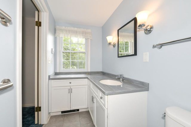 4042 N 111th STREET, Wauwatosa, WI 53222