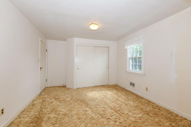 4042 N 111th STREET, Wauwatosa, WI 53222