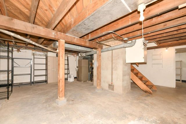 4042 N 111th STREET, Wauwatosa, WI 53222
