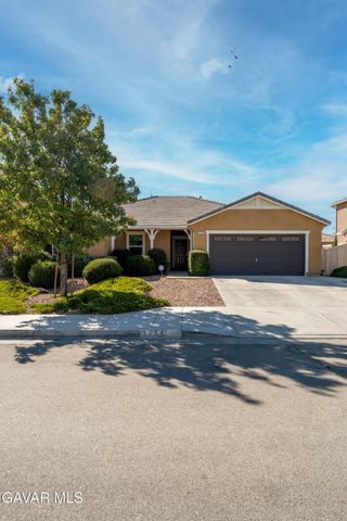 1754 West Milling St, Lancaster, CA 93534