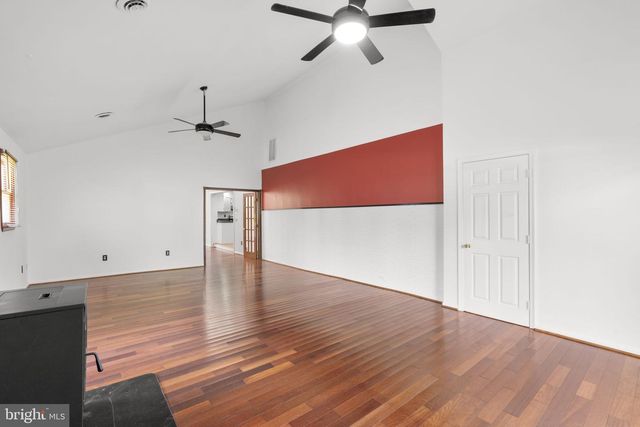 7512 FAR HILLS DR, Towson, MD 21286