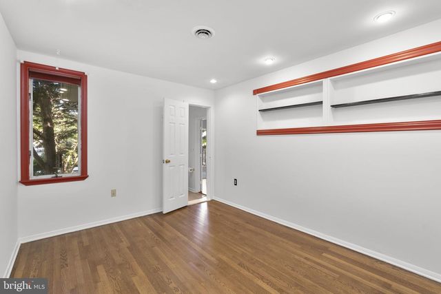 7512 FAR HILLS DR, Towson, MD 21286