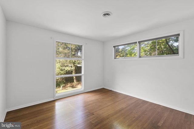 7512 FAR HILLS DR, Towson, MD 21286