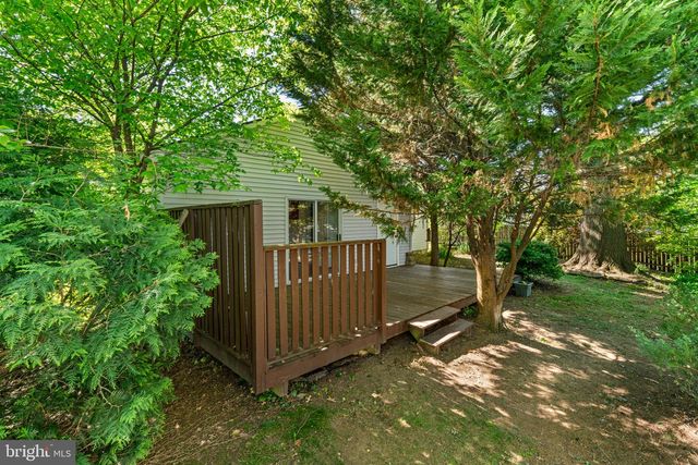 7512 FAR HILLS DR, Towson, MD 21286