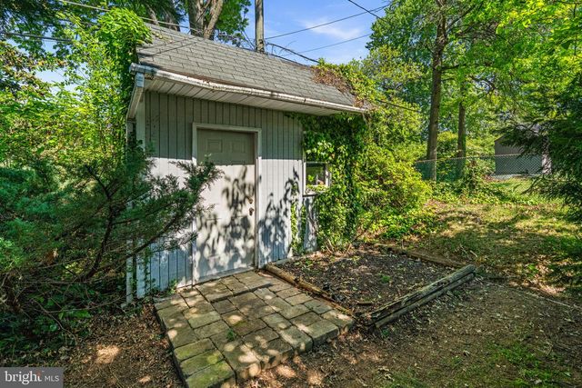 7512 FAR HILLS DR, Towson, MD 21286