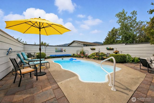 175 Green Avenue, Manson, WA 98831