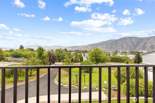 175 Green Avenue, Manson, WA 98831