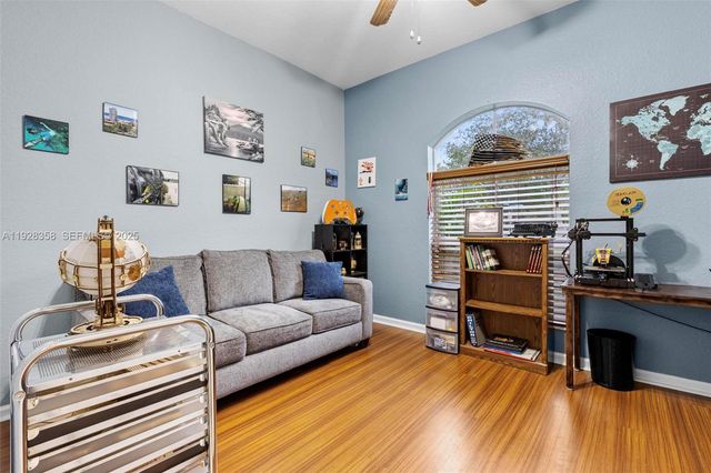 3712 NE 16th St, Homestead, FL 33033