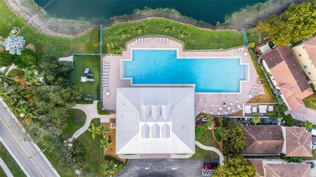 3712 NE 16th St, Homestead, FL 33033