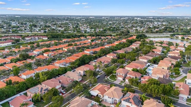 3712 NE 16th St, Homestead, FL 33033