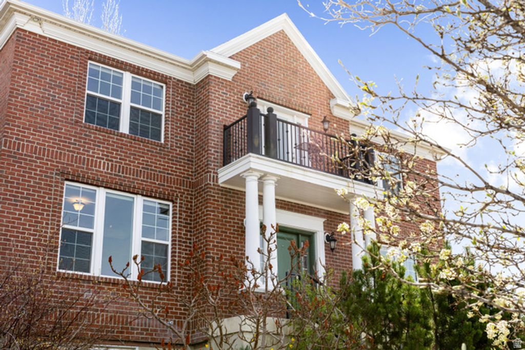 Image 1 of property listing at 434 S CARDON RIDGE DR, Smithfield, UT 84335