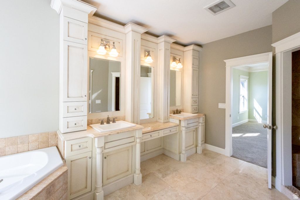 Image 23 of property listing at 434 S CARDON RIDGE DR, Smithfield, UT 84335