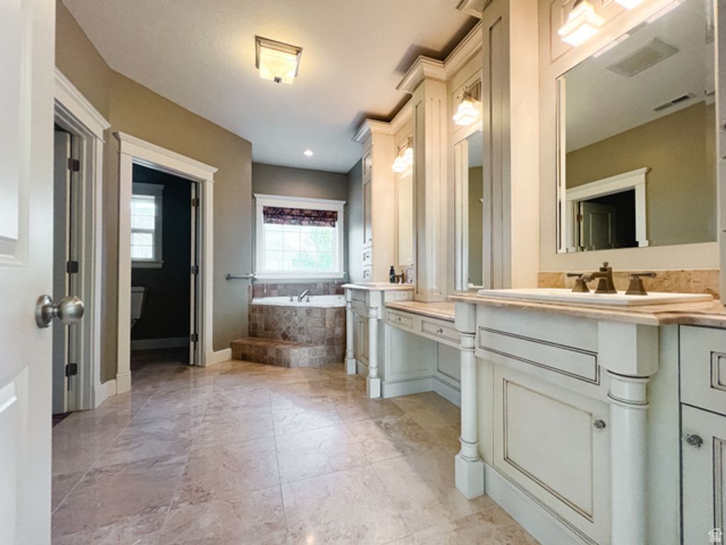 Image 24 of property listing at 434 S CARDON RIDGE DR, Smithfield, UT 84335