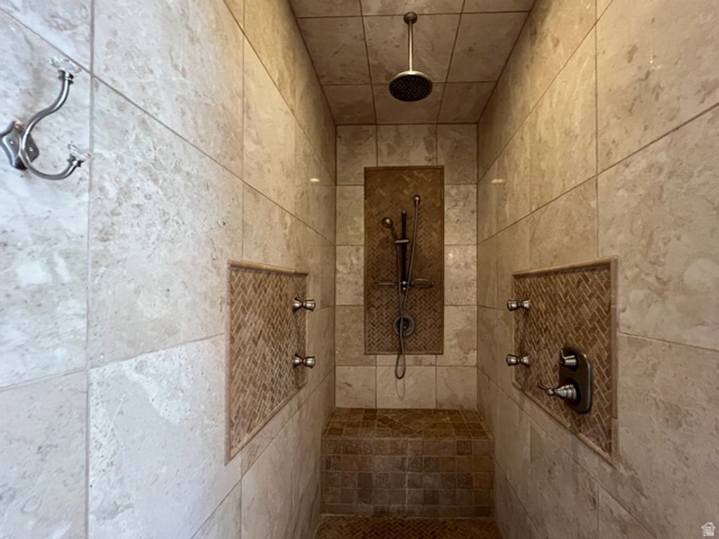 Image 27 of property listing at 434 S CARDON RIDGE DR, Smithfield, UT 84335