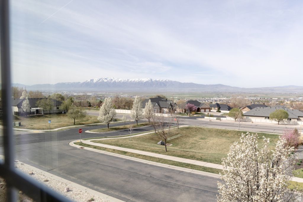 Image 48 of property listing at 434 S CARDON RIDGE DR, Smithfield, UT 84335