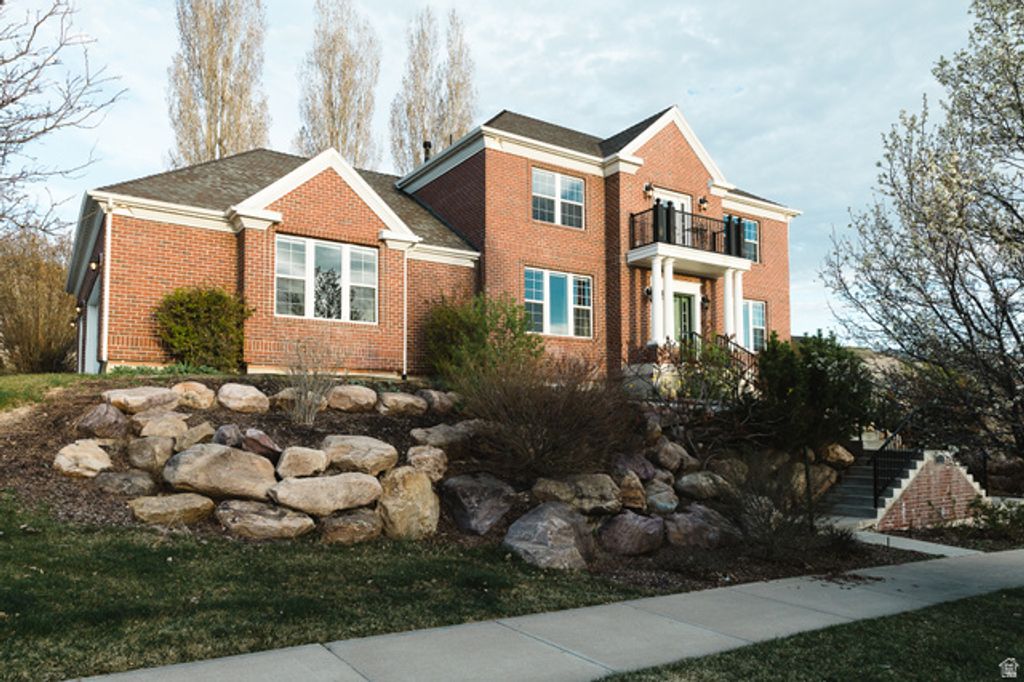 Image 6 of property listing at 434 S CARDON RIDGE DR, Smithfield, UT 84335