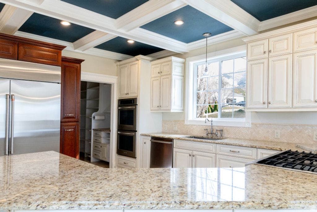 Image 10 of property listing at 434 S CARDON RIDGE DR, Smithfield, UT 84335