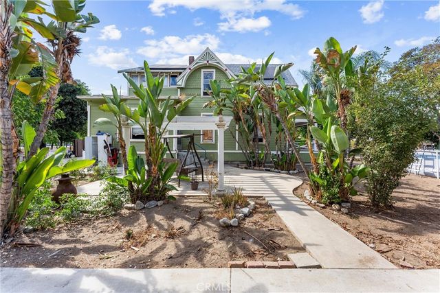 850 E Columbia, Pomona, CA 91767