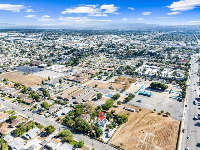 850 E Columbia, Pomona, CA 91767