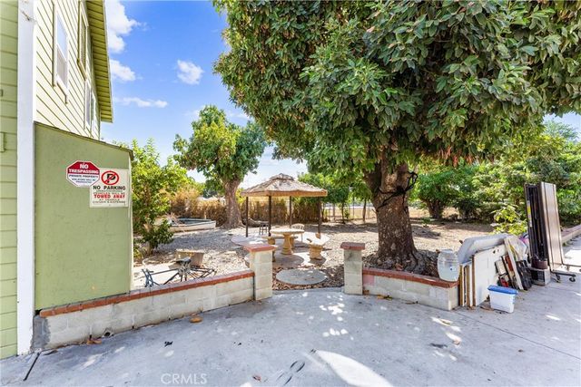 850 E Columbia, Pomona, CA 91767