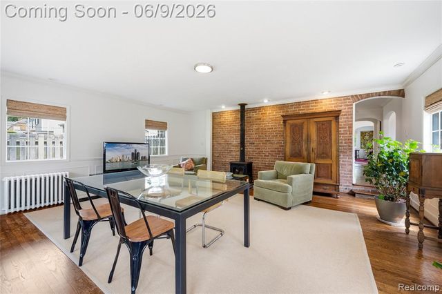 250 Pleasant Street, Birmingham, MI 48009