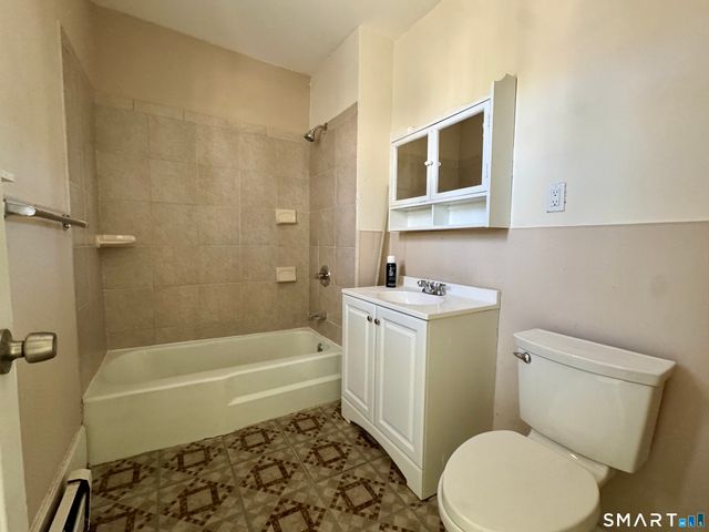 182 Sheridan Street 2, Bridgeport, CT 06610