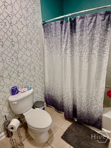 3325 Whitemarsh Way, Savannah, GA 31410