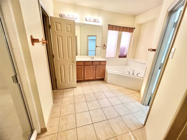 1821 Vintage Drive, Corinth, TX 76210